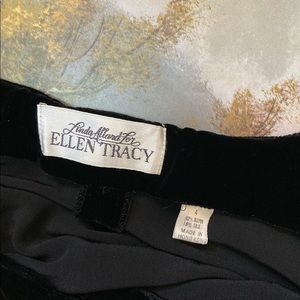 Linda Allford for Ellen Tracy MIDI Black Velor Dress